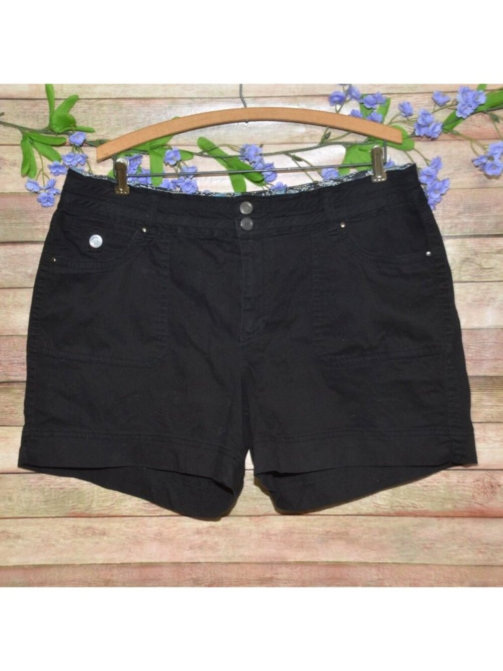 One5One Black Cotton Shorts Womens 16 Casual Utility Stretch Pockets 4.5" Inseam